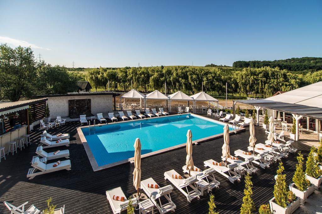 Conacul Archia Hotel Deva Exterior photo
