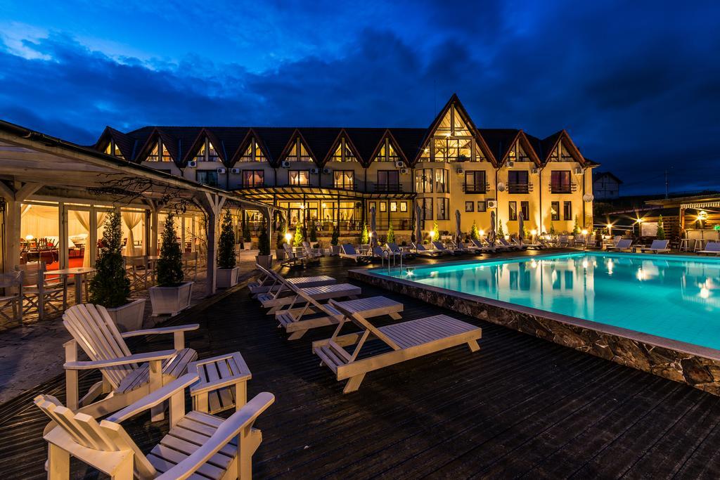 Conacul Archia Hotel Deva Exterior photo